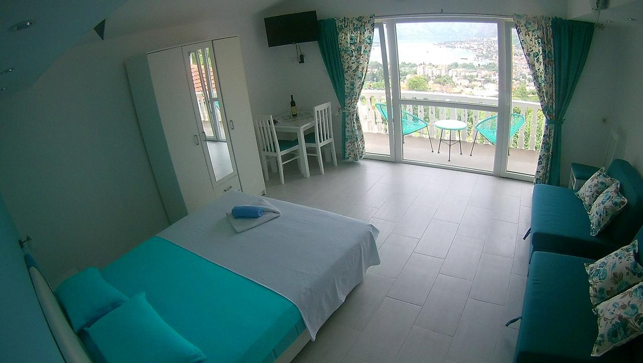 Beautiful View Apartment โกตอร์ ภายนอก รูปภาพ